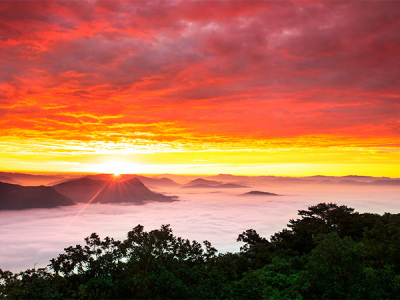 九顶铁刹山的“九顶”由来